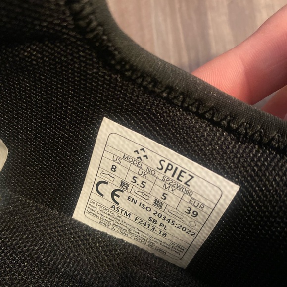 Spiez Black and Pink Sneakers - Picture 5 of 5